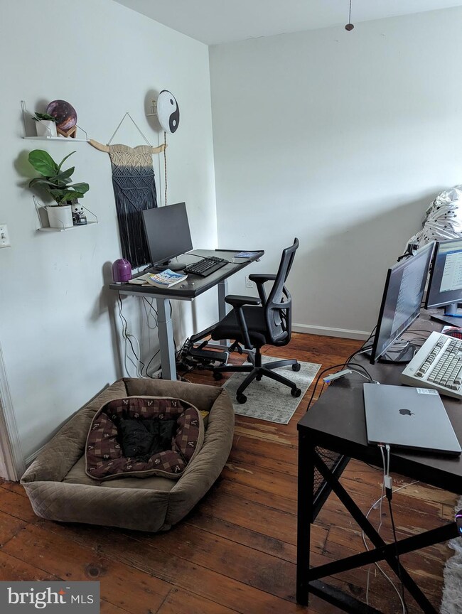 115 Green Ln unit 2, Philadelphia, PA 19127 - photo 6