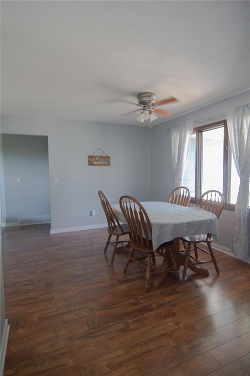 1511 S 16th Ave W, Newton, IA 50208 - photo 5