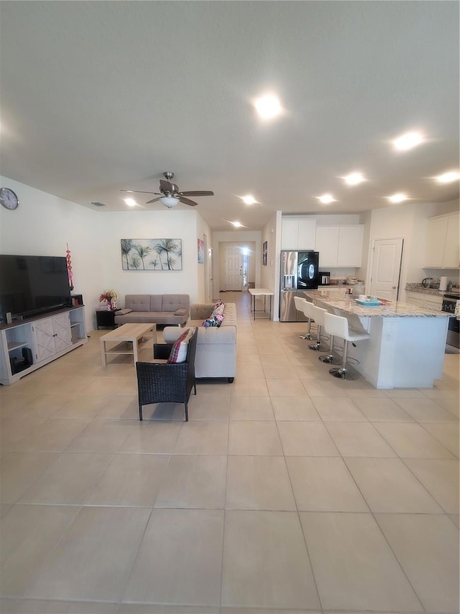 7238 Steer Blade Dr, Zephyrhills, FL 33541 - photo 4