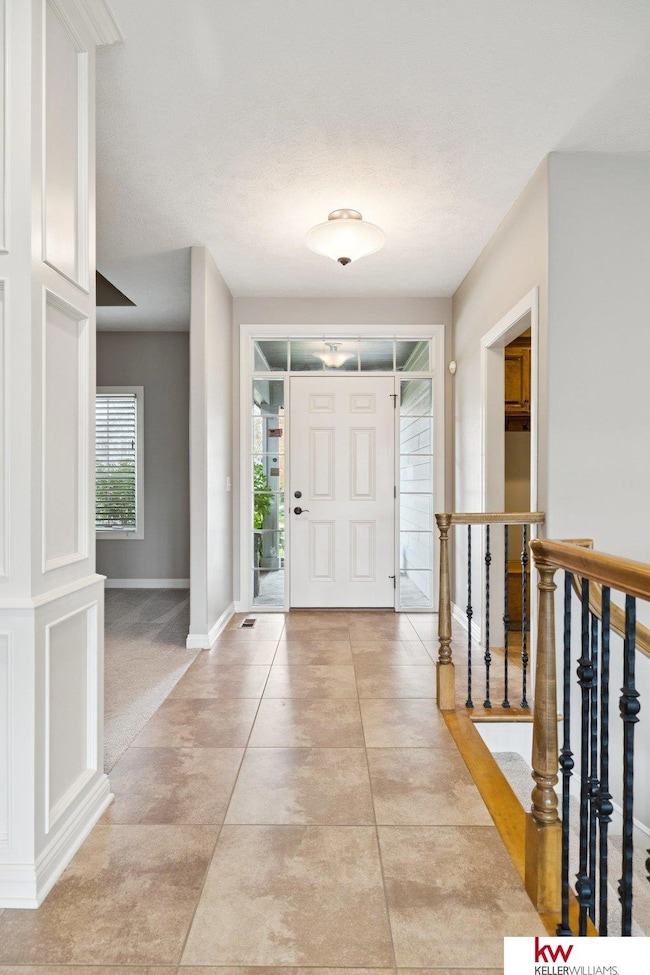 718 S 196th Ave, Elkhorn, NE 68022 - photo 2