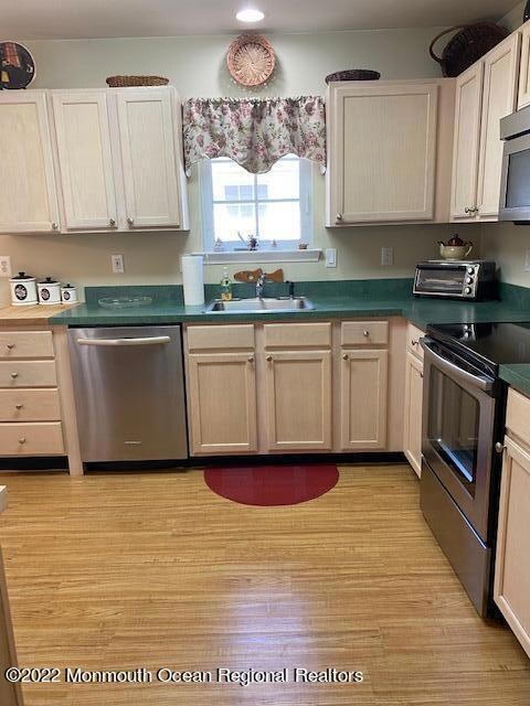 kitchen clear