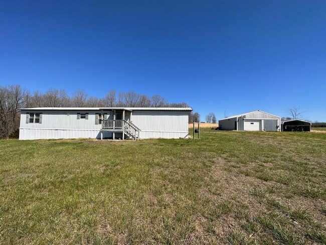 31607 Missouri 142, Gatewood, MO 63942 | MLS# 60264293 | Homes.com