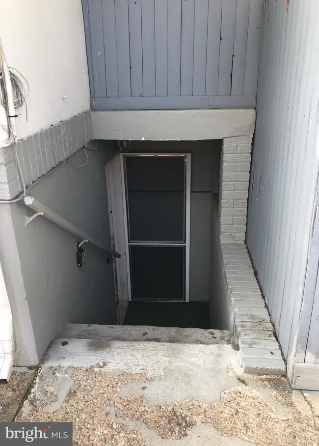 104 Lincoln Ave unit A, Glen Burnie, MD 21061 - photo 2