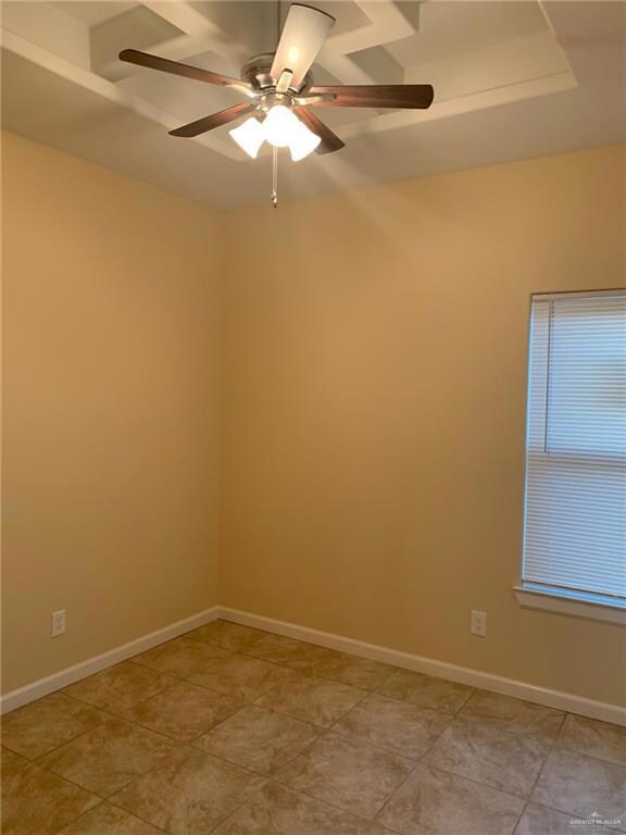 3402 Mallory Dr, Edinburg, TX 78541 - photo 7