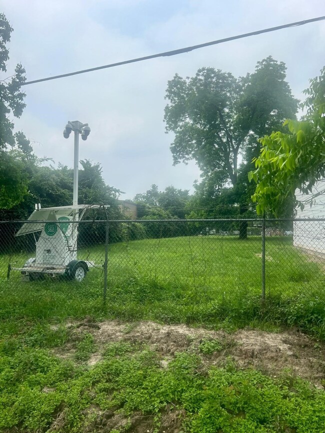 Lots 1&2 2332 Wavell St, Houston, TX 77088 - photo 4