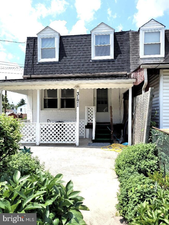 3171 Ryerson Cir, Halethorpe, MD 21227 - photo 5