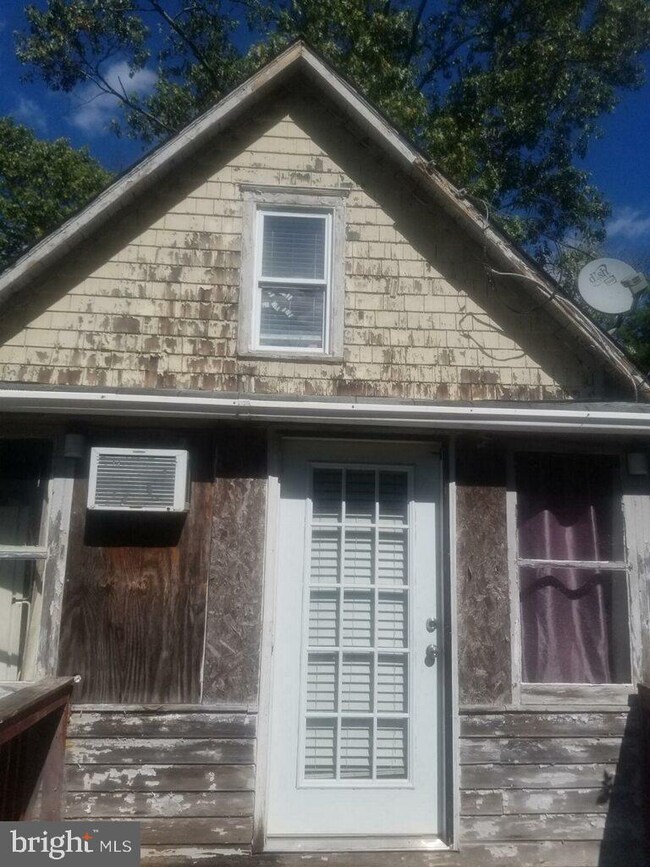 241 White Ave, Clementon, NJ 08021 - photo 2