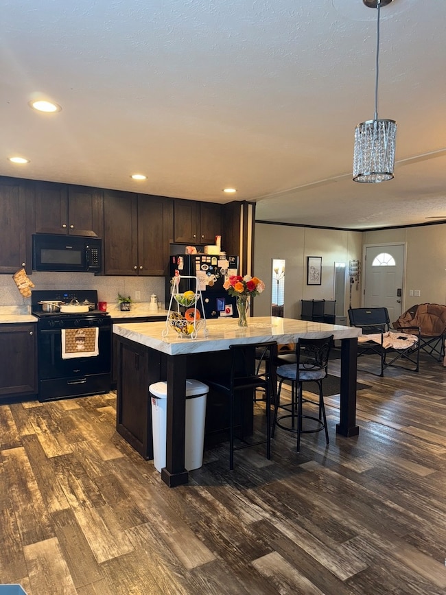 unlisted-address, Chicago, IL 60633 - photo 4