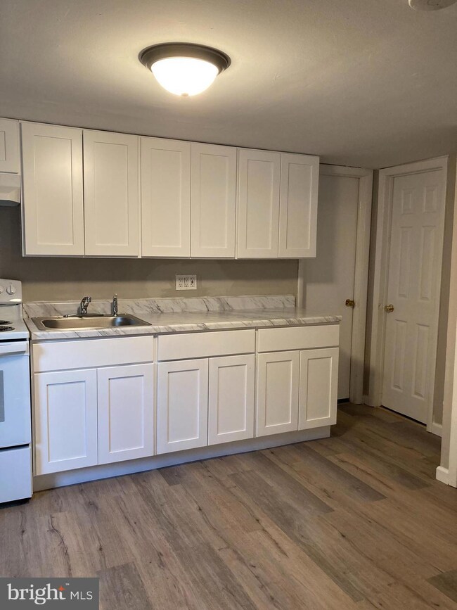 504 New Freedom Rd unit 4, Berlin, NJ 08009 - photo 7