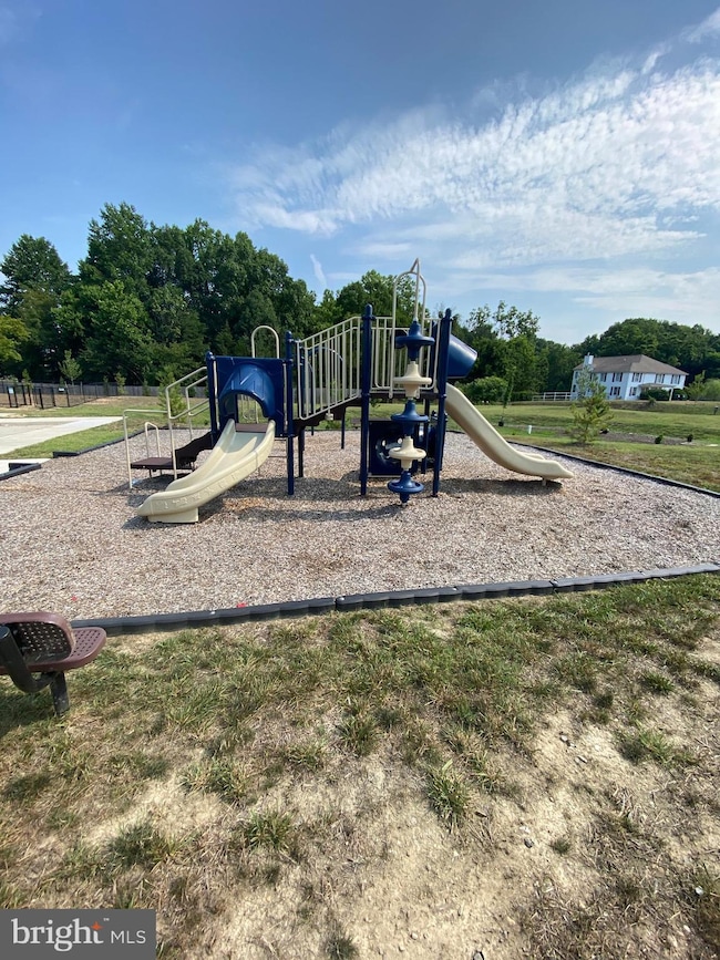 9730 Cedarmass Cir, Fredericksburg, VA 22408 - photo 2