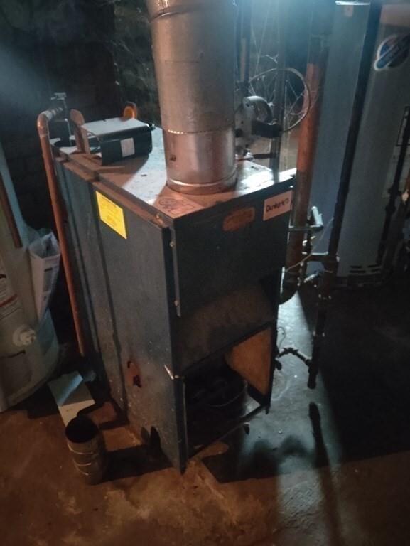 48 Dorchester St, Worcester, MA 01604 - photo 4