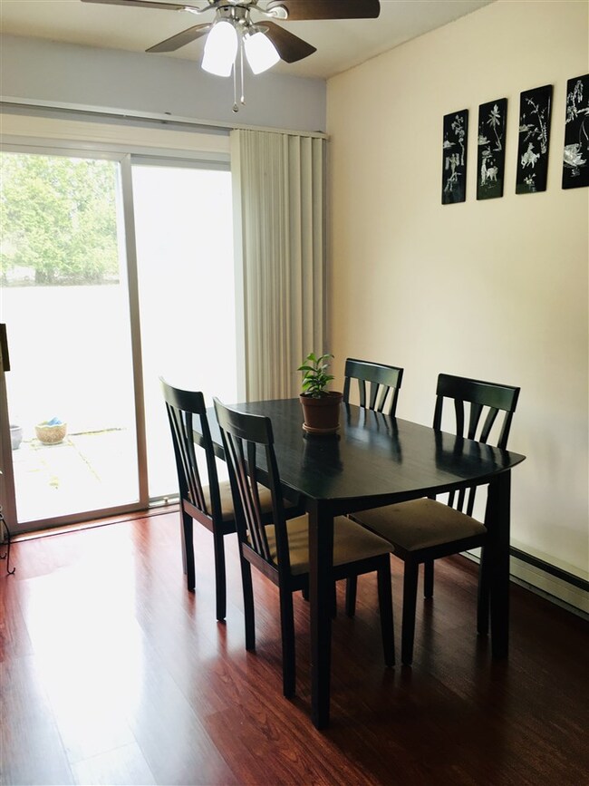 T5 Grandview Dr unit T, South Burlington, VT 05403 - photo 4