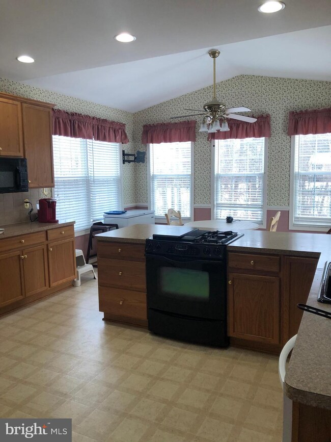 29 Persevere Dr, Stafford, VA 22554 - photo 6