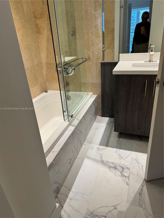 Courts Brickell Key unit 1904, Miami, FL 33131 - photo 6