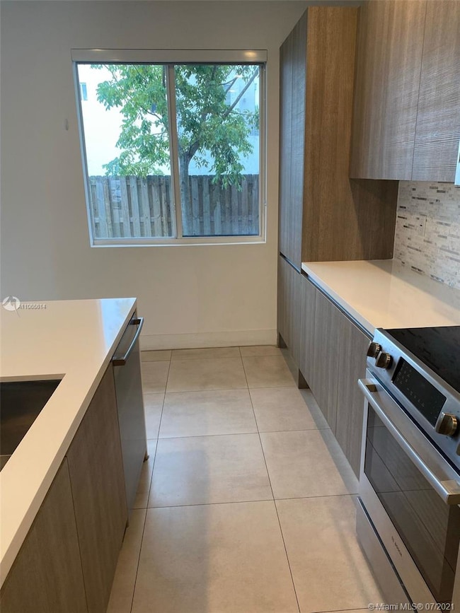 7231 NW 103rd Path, Doral, FL 33178 - photo 2