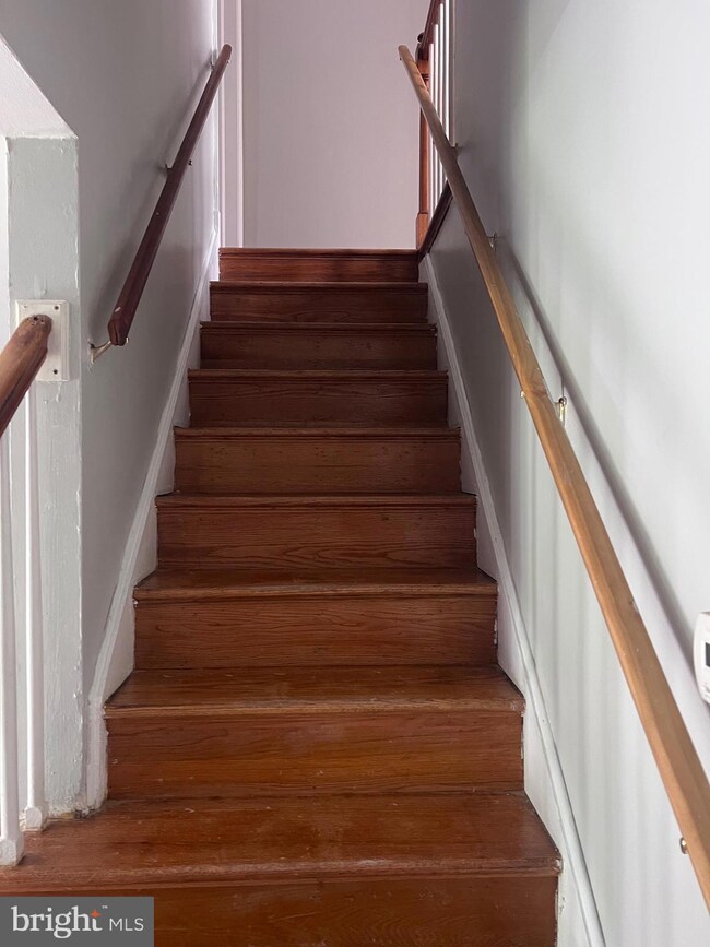 3913 Elmora Ave, Baltimore, MD 21213 - photo 2