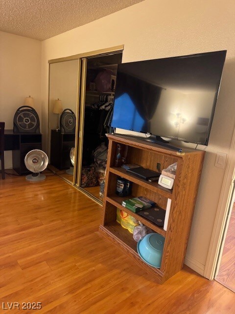 unlisted-address, Las Vegas, NV 89102 - photo 6