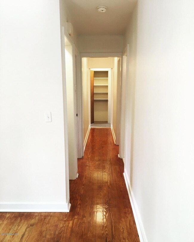 11 Fitch Ln