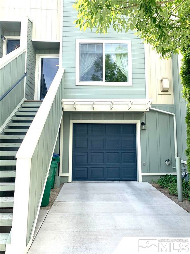 560 Preston Burr Ln, Reno, NV 89503 - photo 2