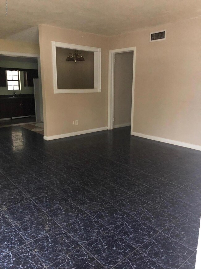6042 Wilson Blvd, Jacksonville, FL 32210 - photo 2