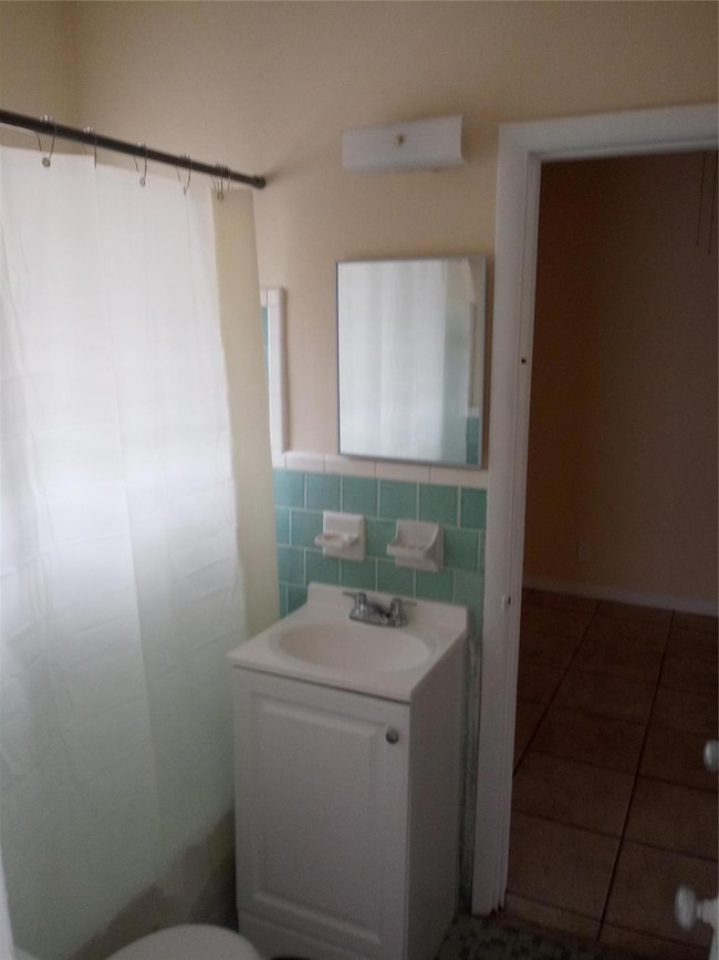 unlisted-address, Hallandale Beach, FL 33009 - photo 7