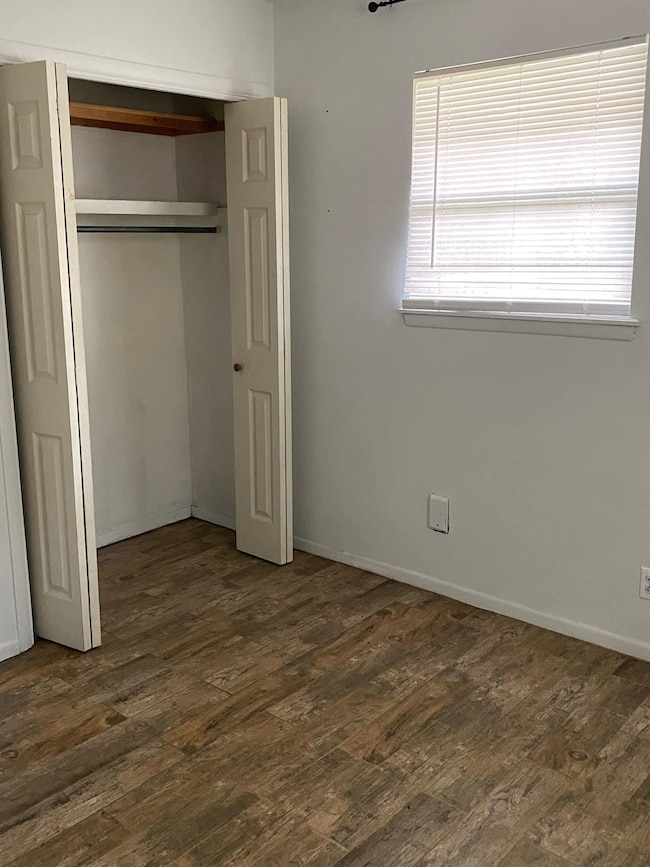 1317 N 18th St, Enid, OK 73701 - photo 7