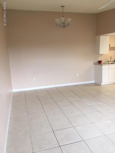 Family room 3719