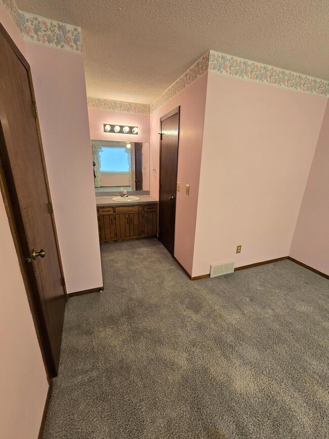 11836 Vintage St NW, Coon Rapids, MN 55433 - photo 7