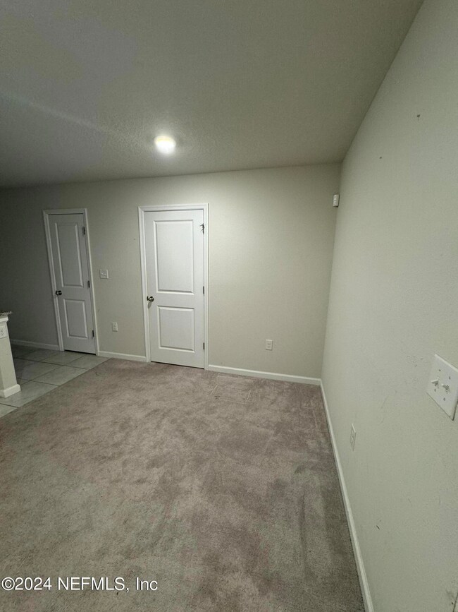 5984 Creekside Crossing Dr, Jacksonville, FL 32210 - photo 5