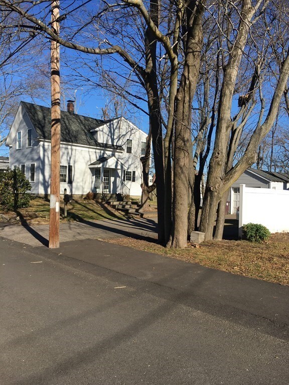 61 Granite St, Weymouth, MA 02188 - photo 2