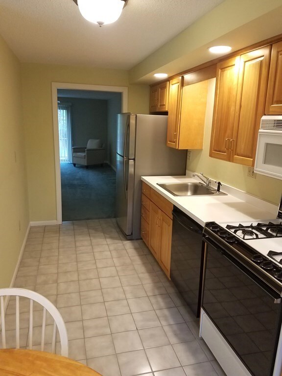 2803 Maple Brook Rd, Bellingham, MA 02019 - photo 5