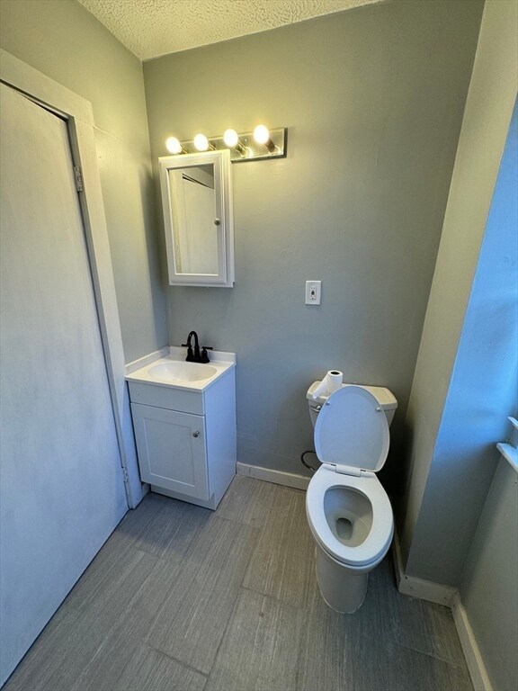 140 Clifton Ave unit 2, Brockton, MA 02301 - photo 5