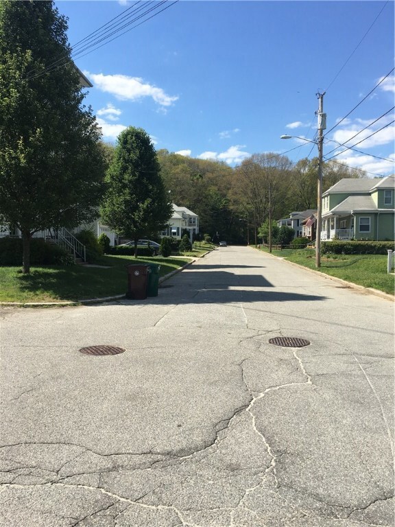 266 8th Ave, Woonsocket, RI 02895 - photo 4