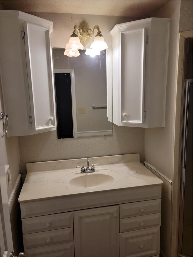 343 Windsor Square, Alvin, TX 77511 - photo 7