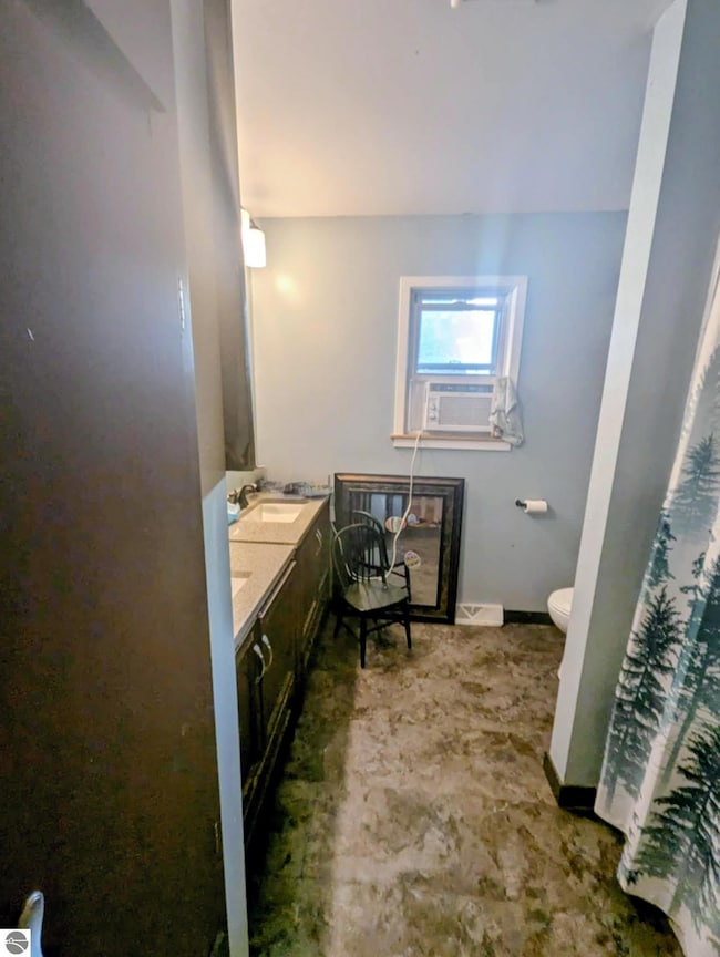 1310 Rosedale St, Alma, MI 48801 - photo 4