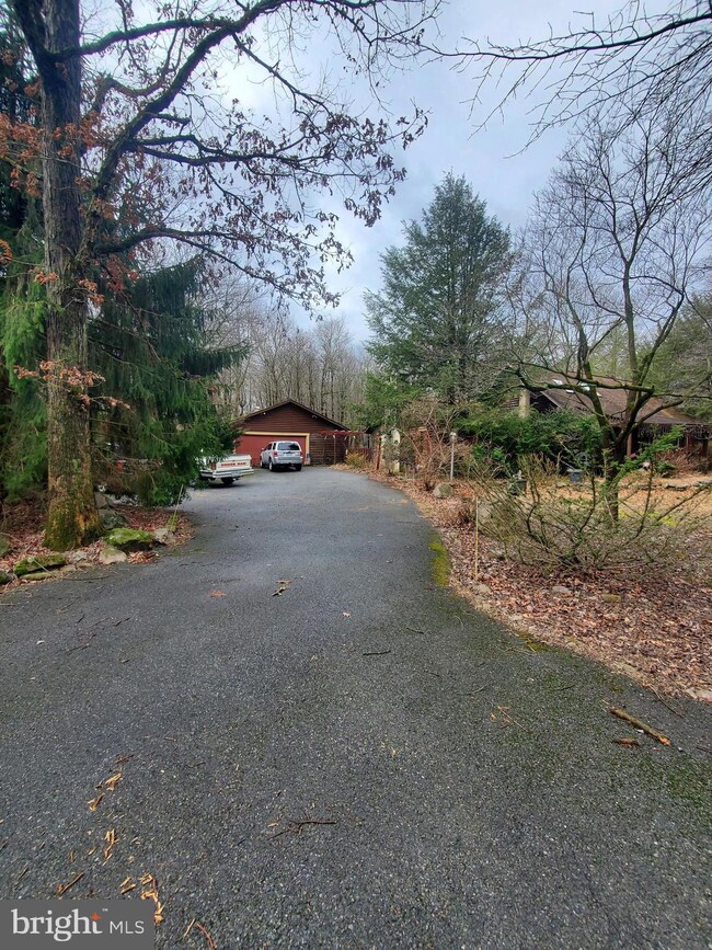 11 Whitetail Pass, Morgantown, PA 19543 - photo 2