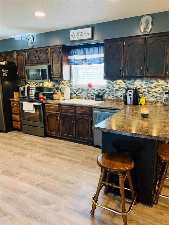 555 Highway M, Poplar Bluff, MO 63901 - photo 3