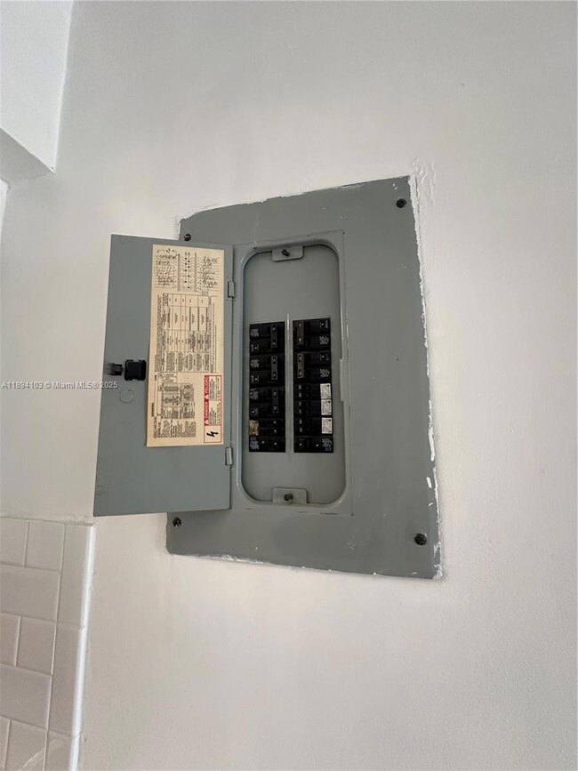 1852 SW 7th St unit 109, Miami, FL 33135 - photo 7