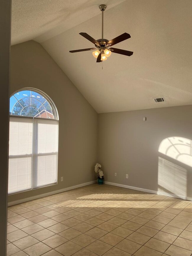 3712 Andover Ct, Hephzibah, GA 30815 - photo 4