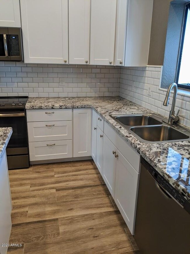 302 kitchen