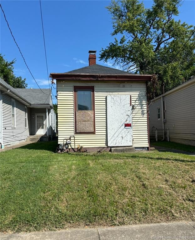 1422 Vincennes St, New Albany, IN 47150 - photo 2