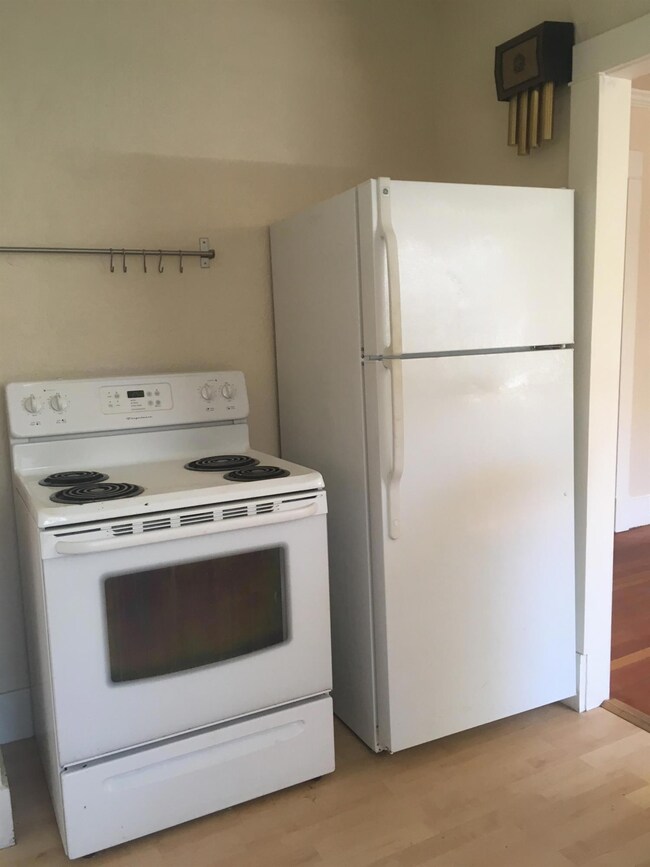 409 Jefferson St, Klamath Falls, OR 97601 - photo 6