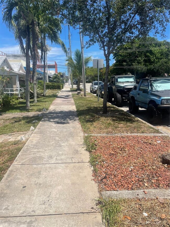 111 Grand Ave. Coral Gables, Florida.