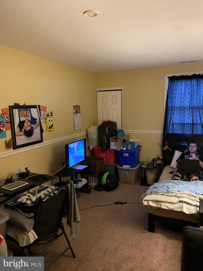 8020 Craig St, Philadelphia, PA 19136 - photo 3