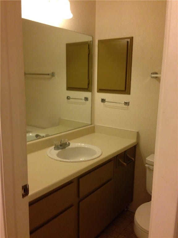 1110 Spring Loop unit C, College Station, TX 77840 - photo 5