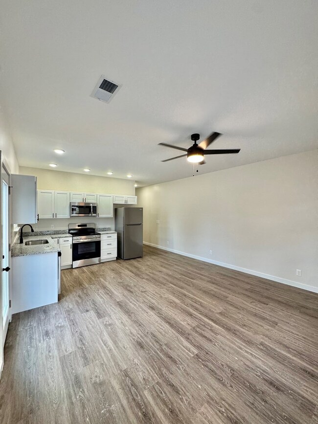 4327 Cronan Dr unit A, Cohutta, GA 30710 - photo 6