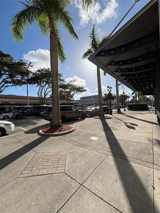5781 SW 72nd St unit 5781, Miami, FL 33143 - photo 2