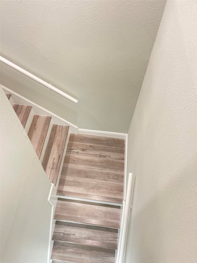 14437 Misty Meadow Ln, Houston, TX 77079 - photo 2