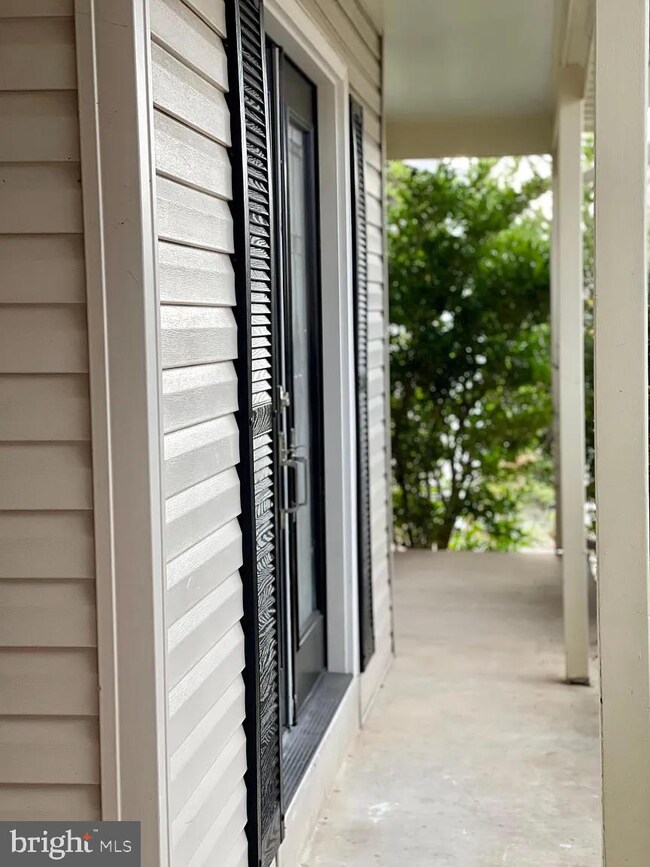 9207 Antelope Place unit 228, Springfield, VA 22153 - photo 2