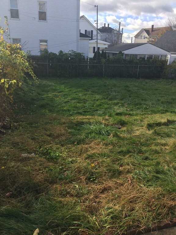 191 Winthrop St, Fall River, MA 02721 - photo 2